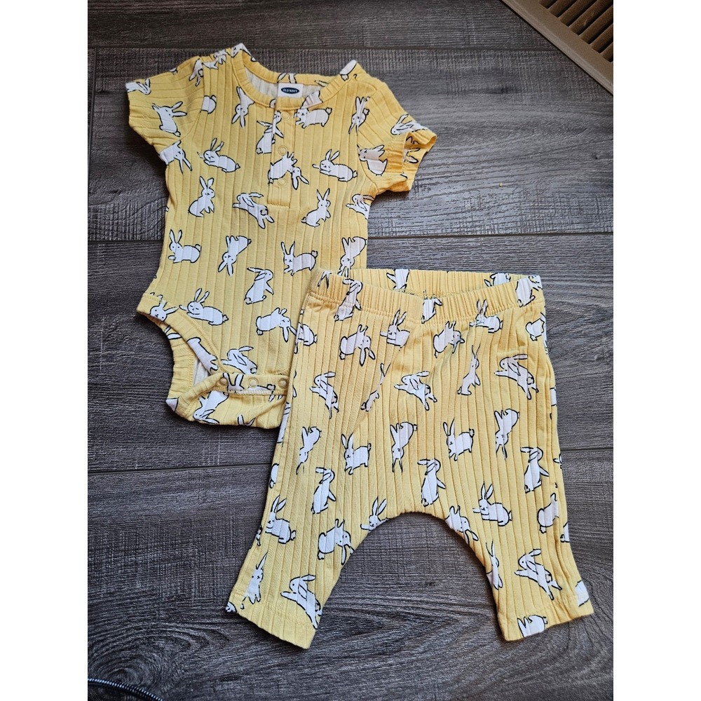 Old navy baby boy‎ ribbed outfit 0-3 mos